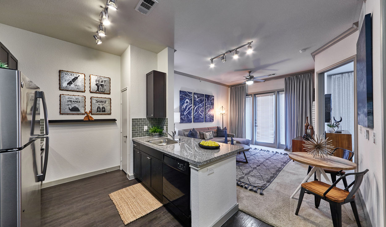 Standard at CityLine I & II Image 46