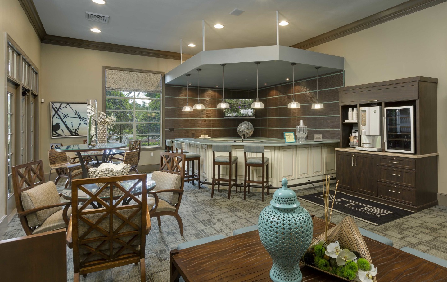 Lake's Edge Apartments Image 5