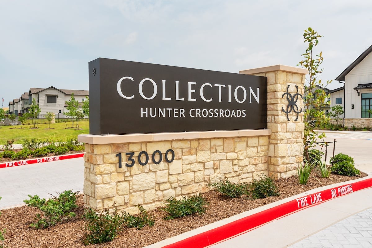 Collection Hunter Crossroads Townhomes Image 27
