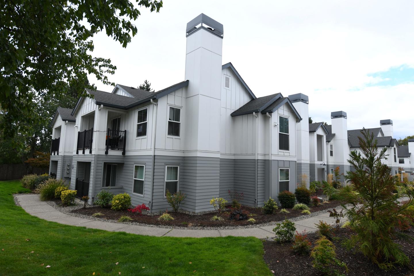 Emerald Place Image 26