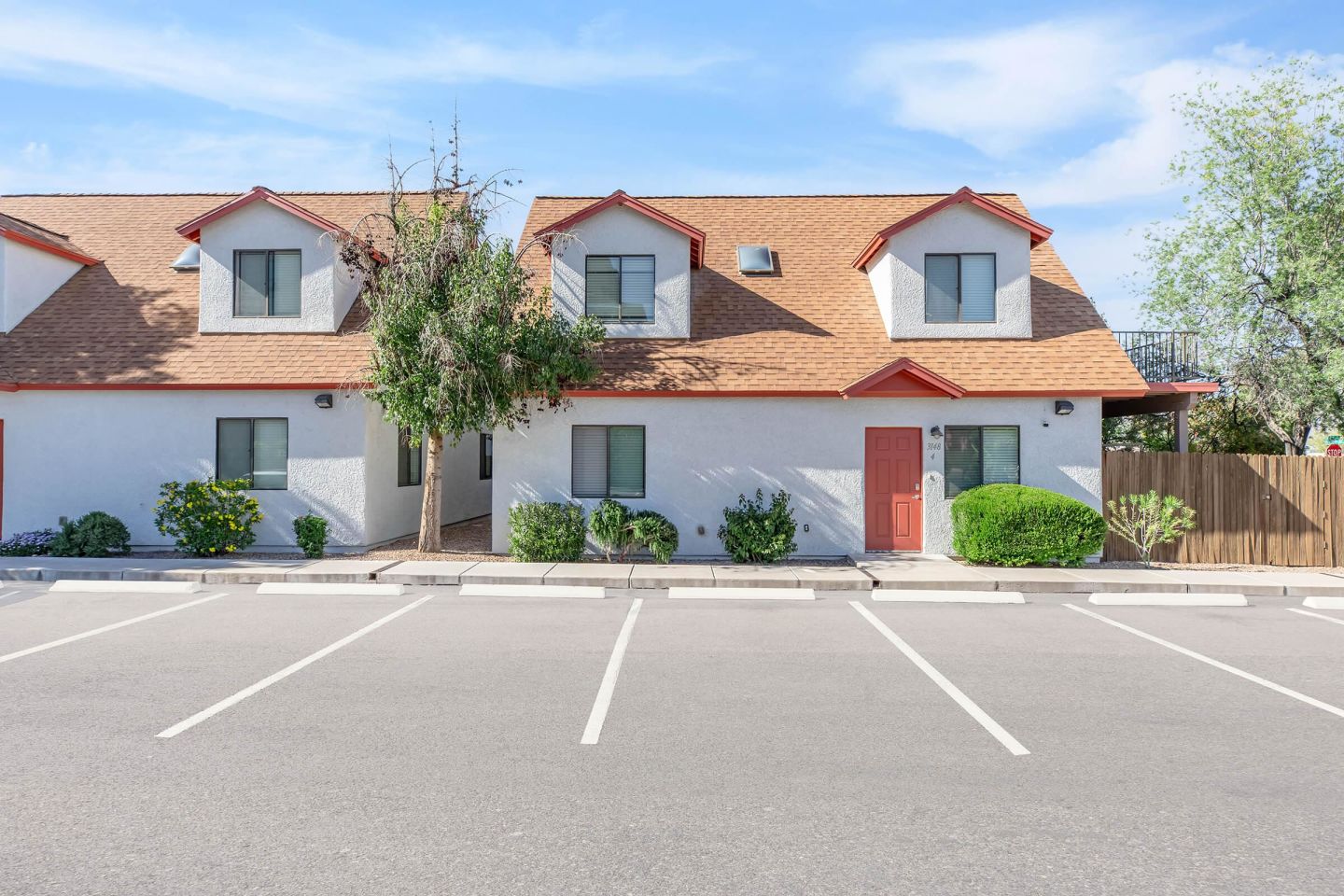 The Benedictine Townhomes - Student Housing Image 33