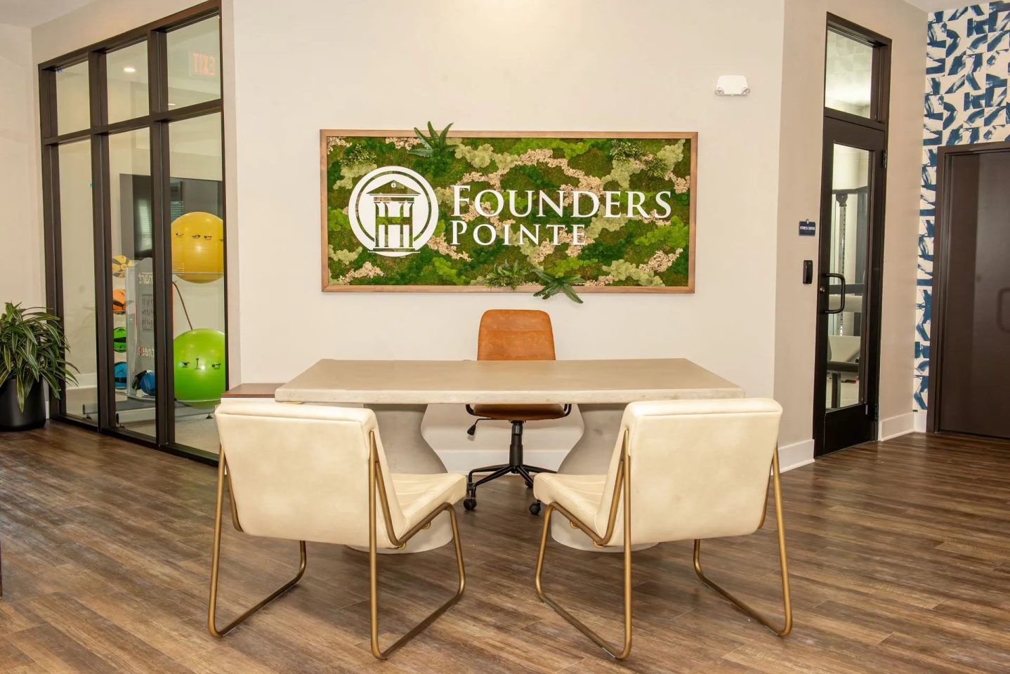 Founders Pointe Apartments Image 11
