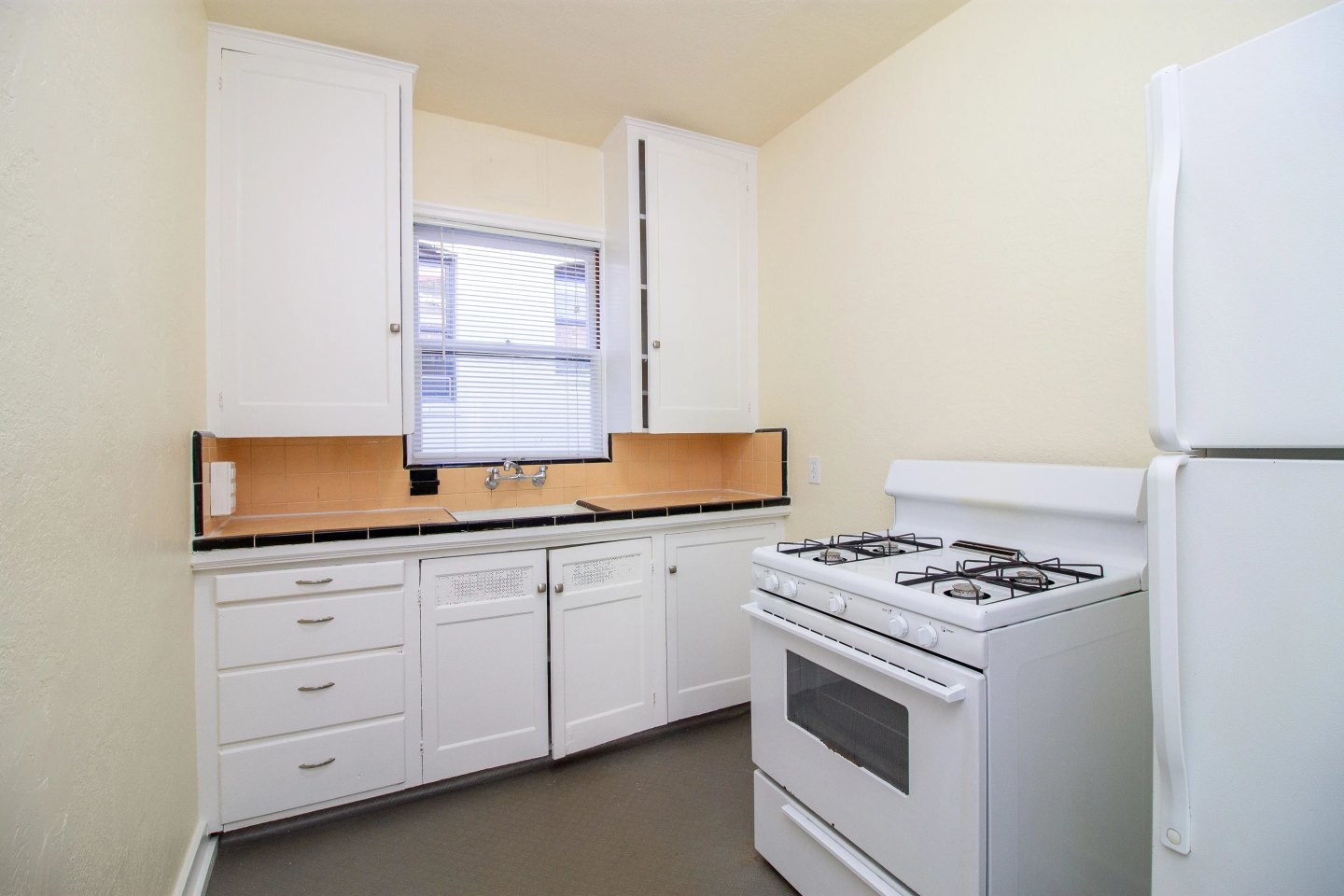 Gardner Court Image 1