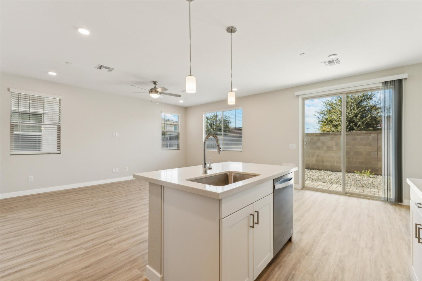 Avalon Townhomes Image 40