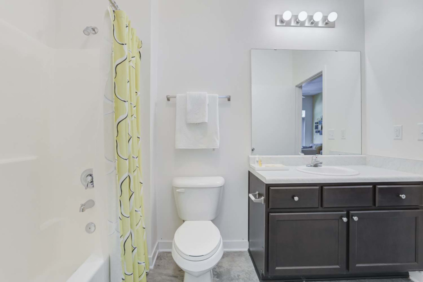 Canalside Lofts Image 7