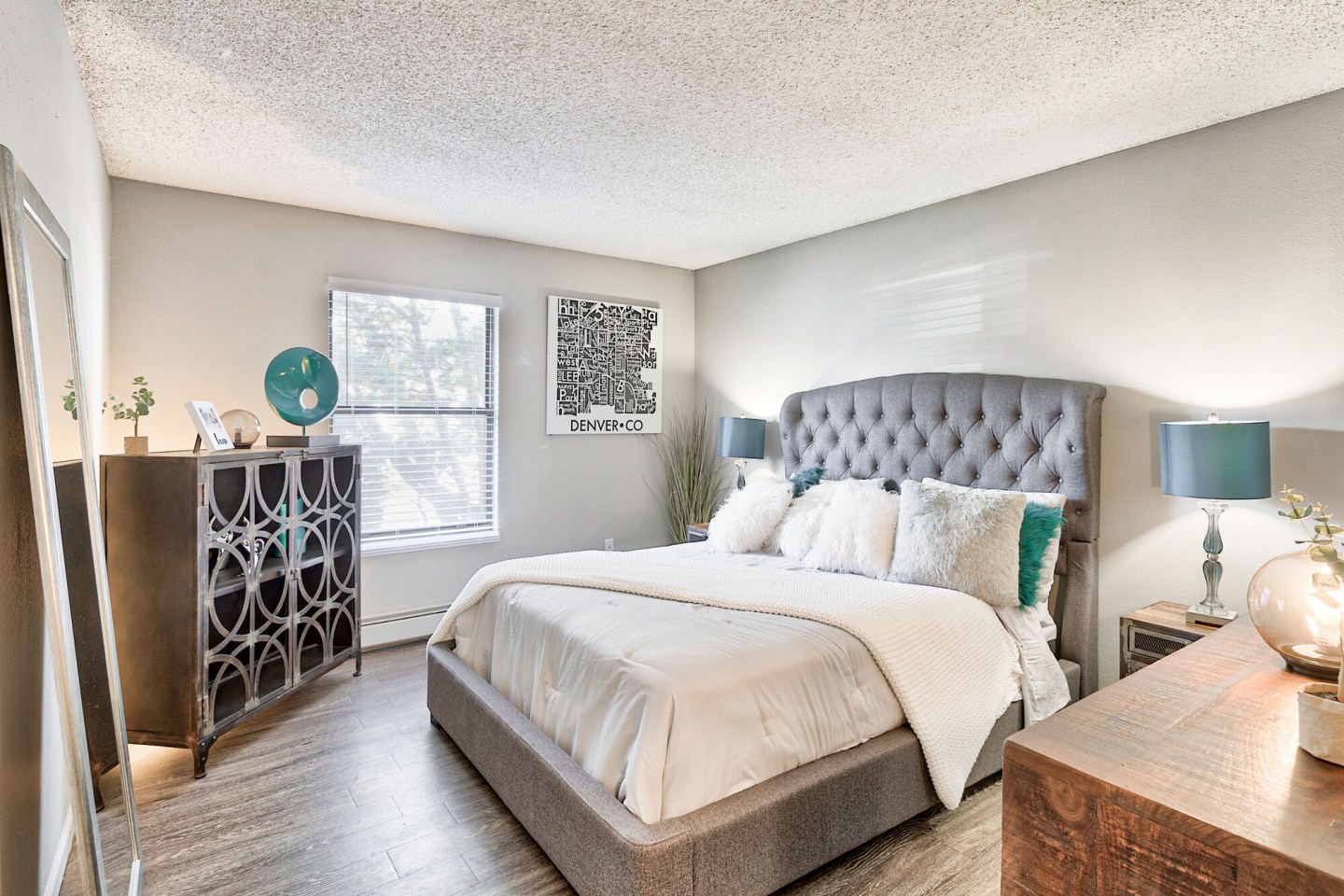 Miramar Apartments Image 2