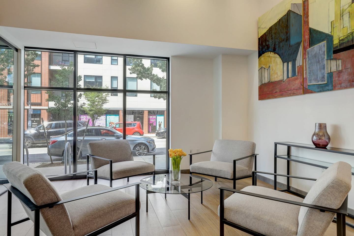 3200 Washington Image 12