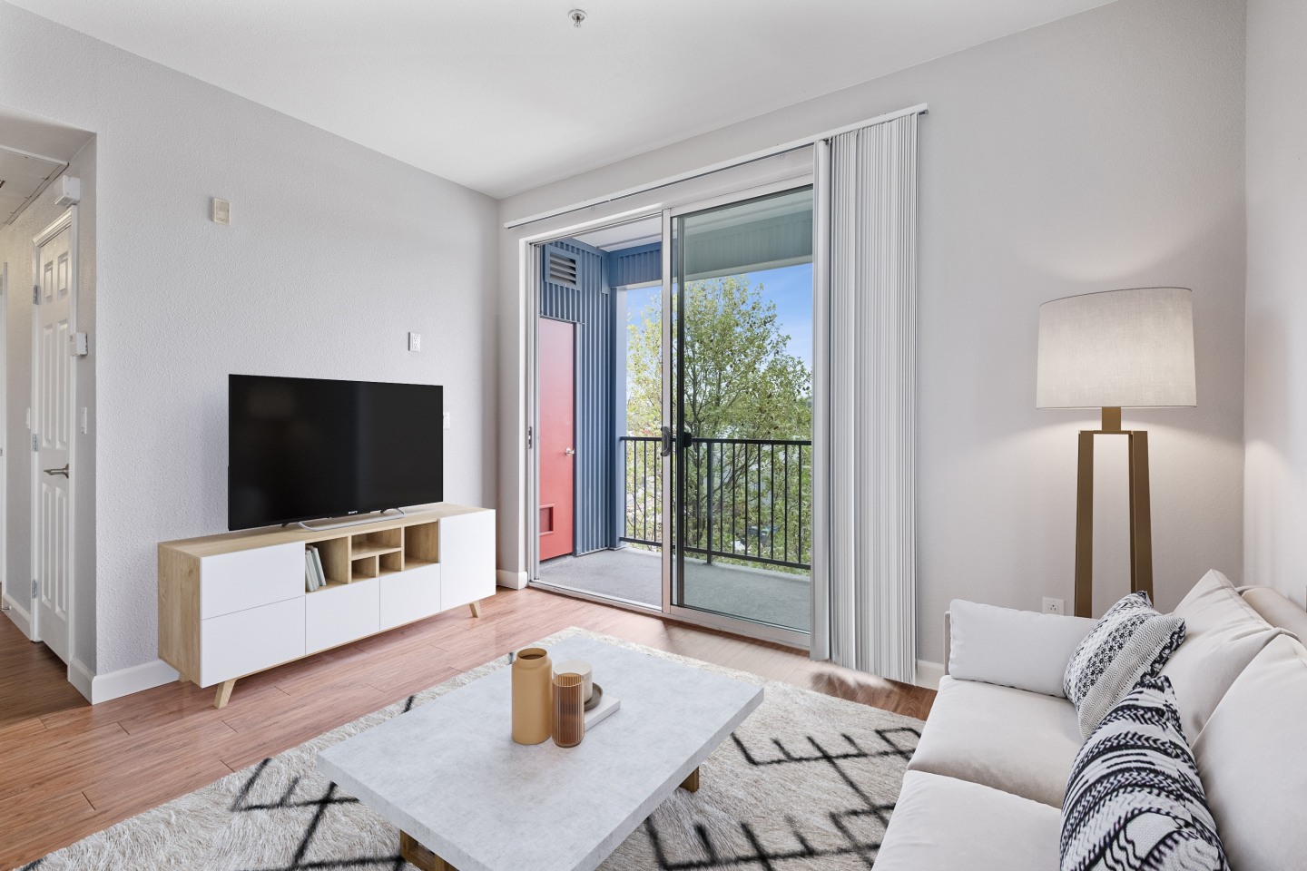 Theatre Square Apartments Image 4