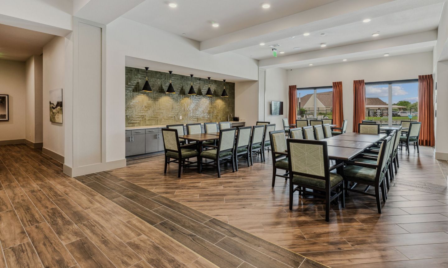 Hudson Oaks Image 27