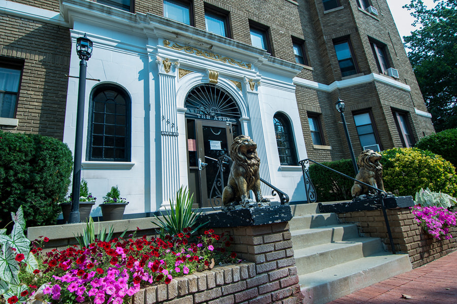 Connecticut Avenue Apartments Image 10