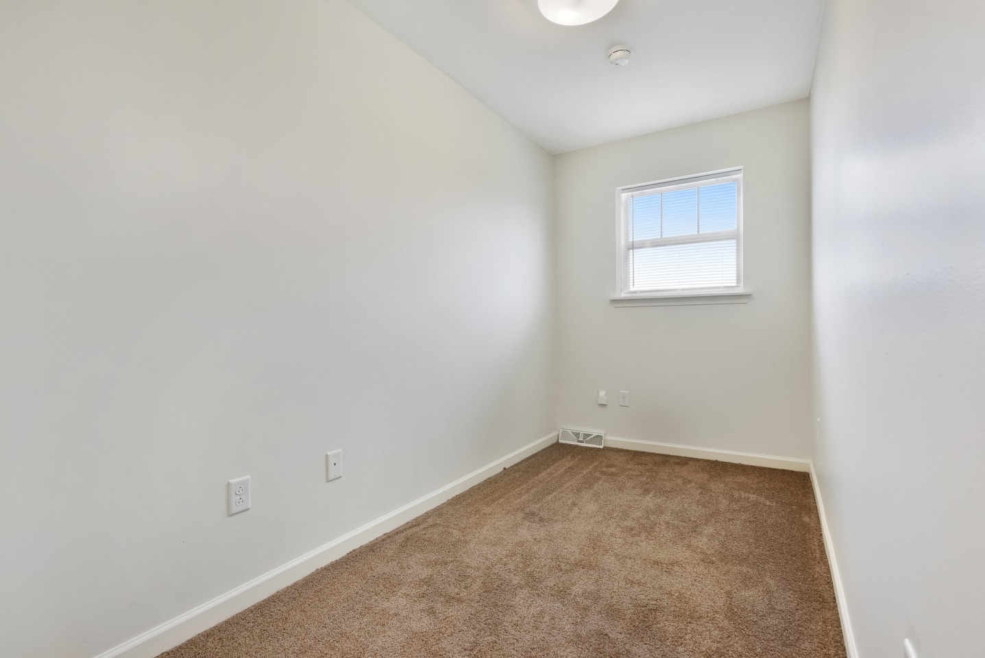 Creekwood Apartments Image 16