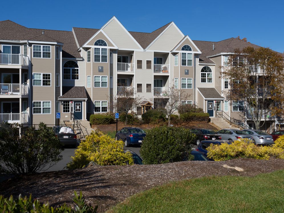 Avalon Burlington Image 38