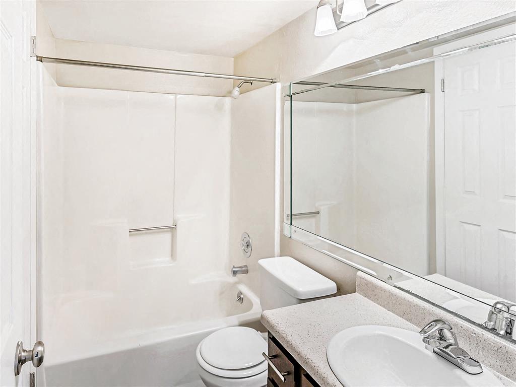 James Pointe Apartments Image 108