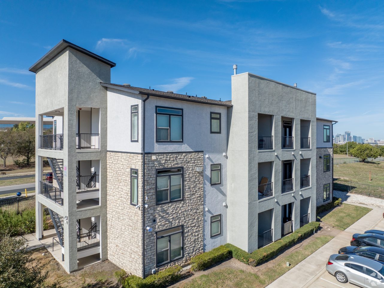 Radius on Grove Image 44