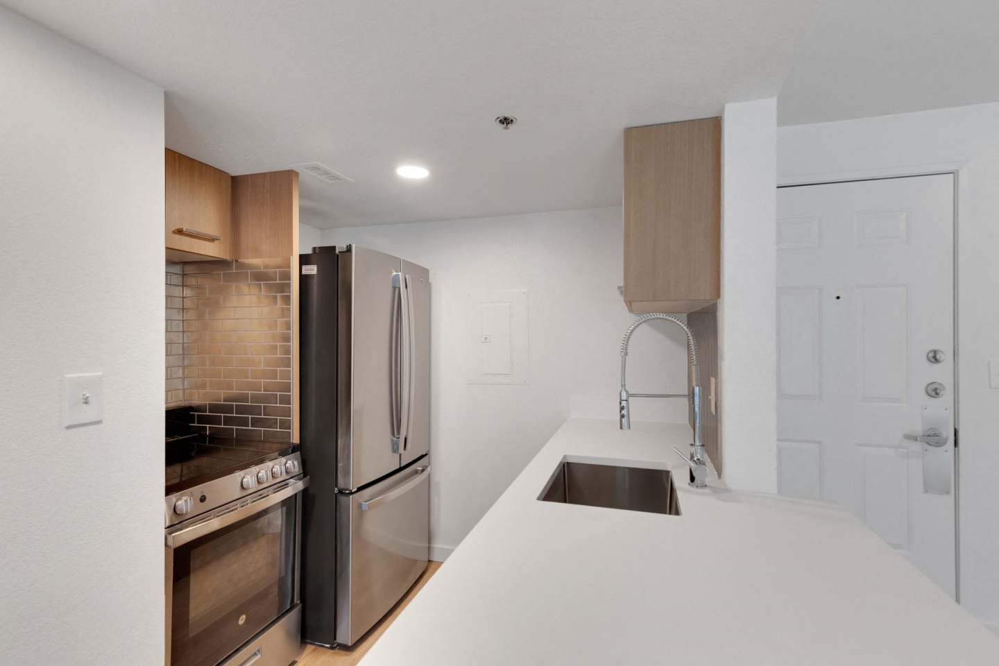 AVIA Apartments on Alpha Image 8