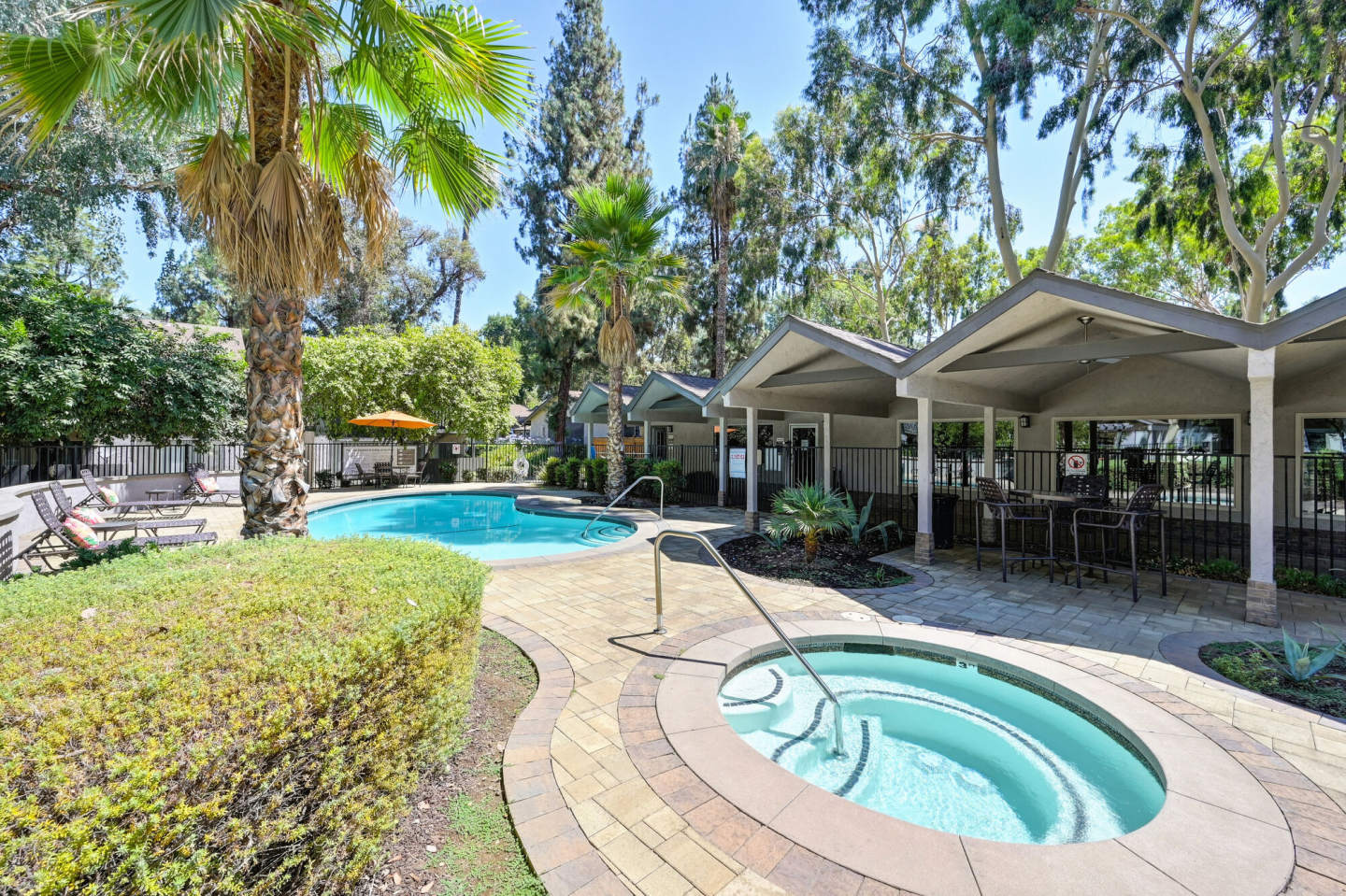 Pinewood Apartments Image 79