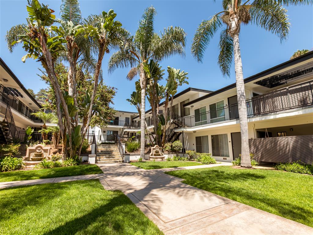Pacific Rose Apartments Image 4