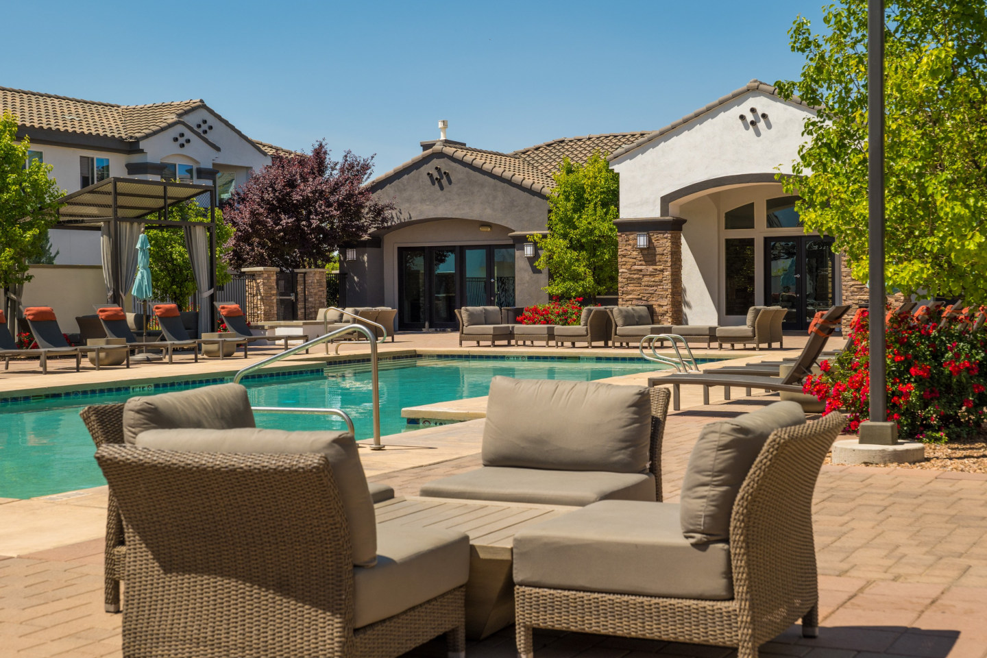 SkyStone Image 14
