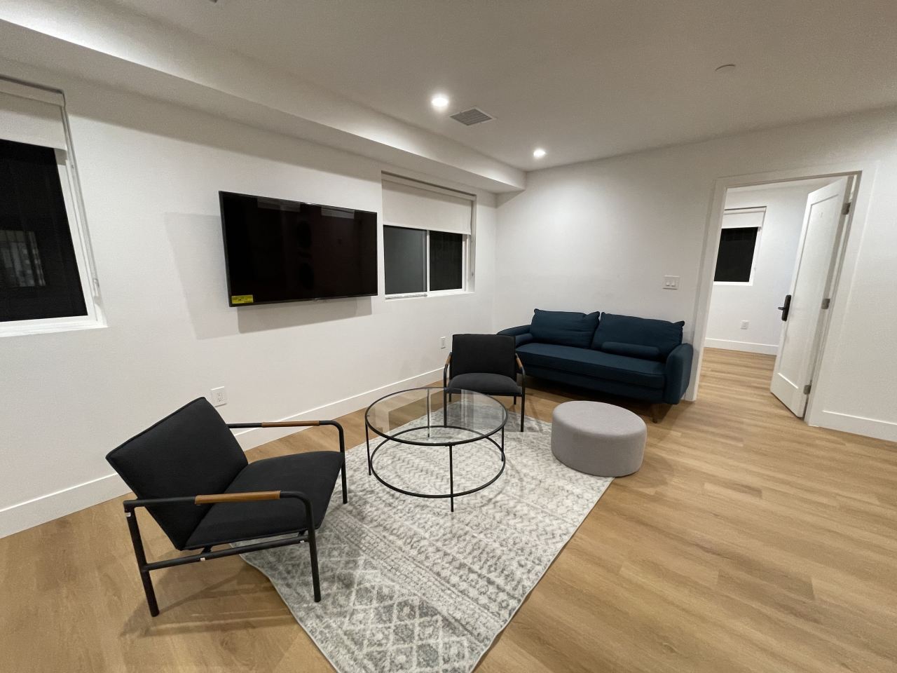 1351 W 37th Street - Co-Living Image 5
