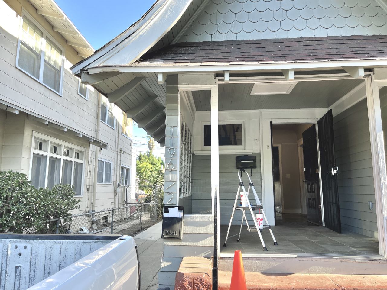 1196 1/2 W 36th Street - Co-Living Image 4