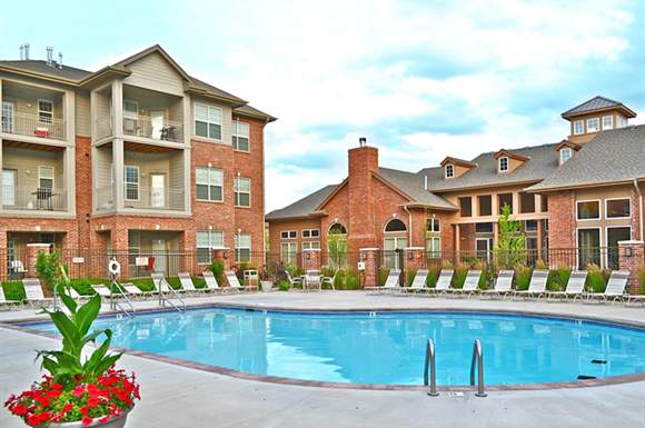 Broadmoor Hills Image 3