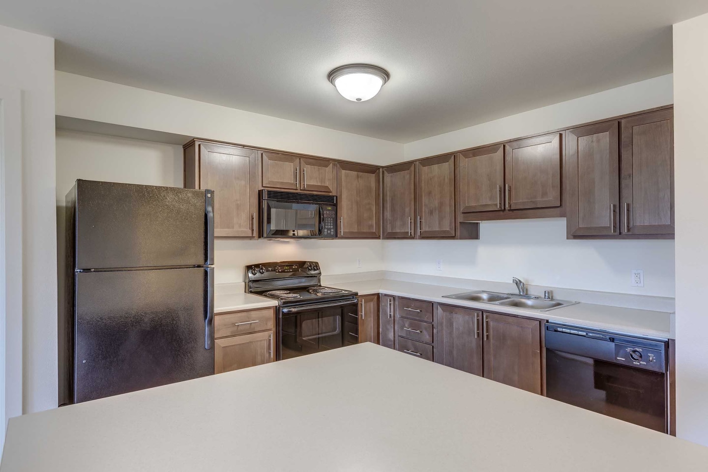 Urban Center Apartments Image 19
