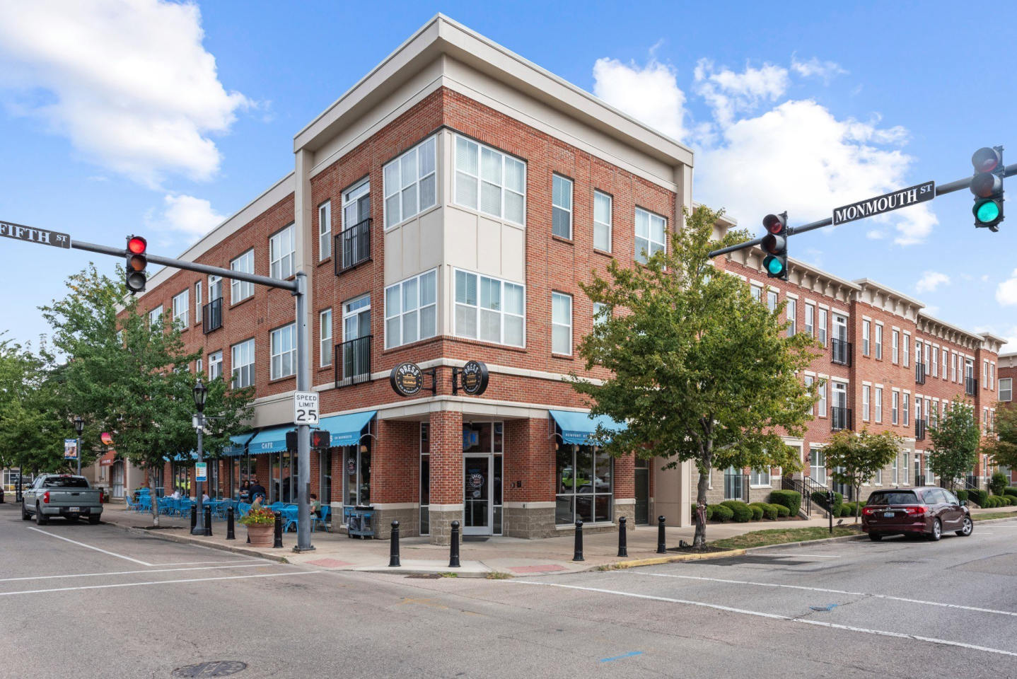 Monmouth Row Apartments Image 24