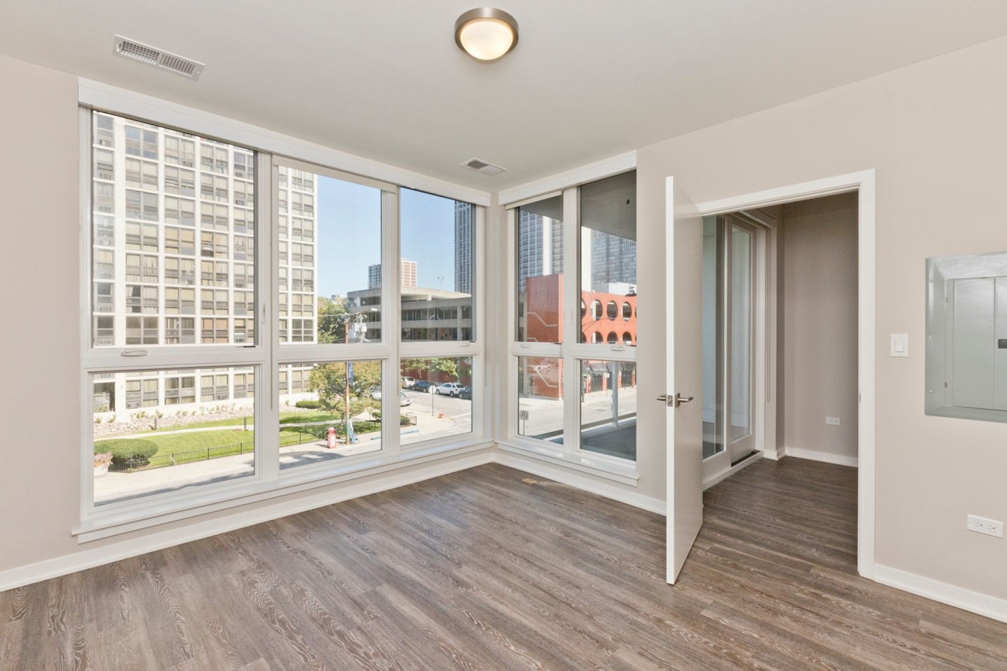 1552 N North Park Image 20
