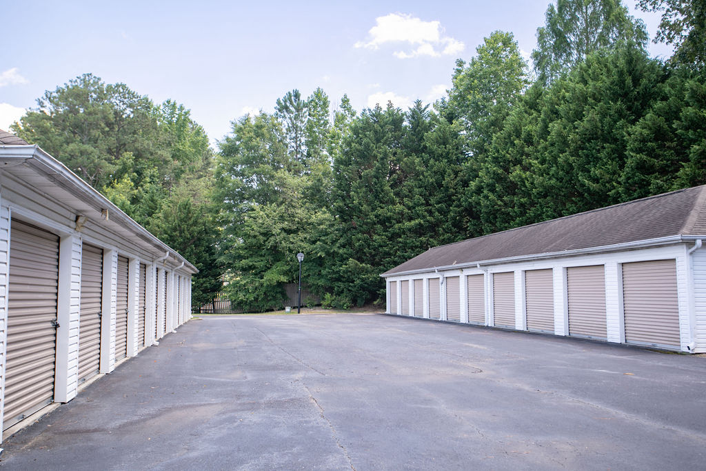 Bellevue - Senior Housing Image 12