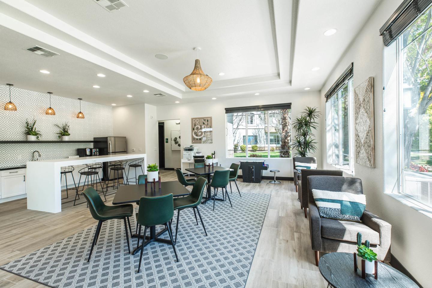 Parkside Villas Image 2