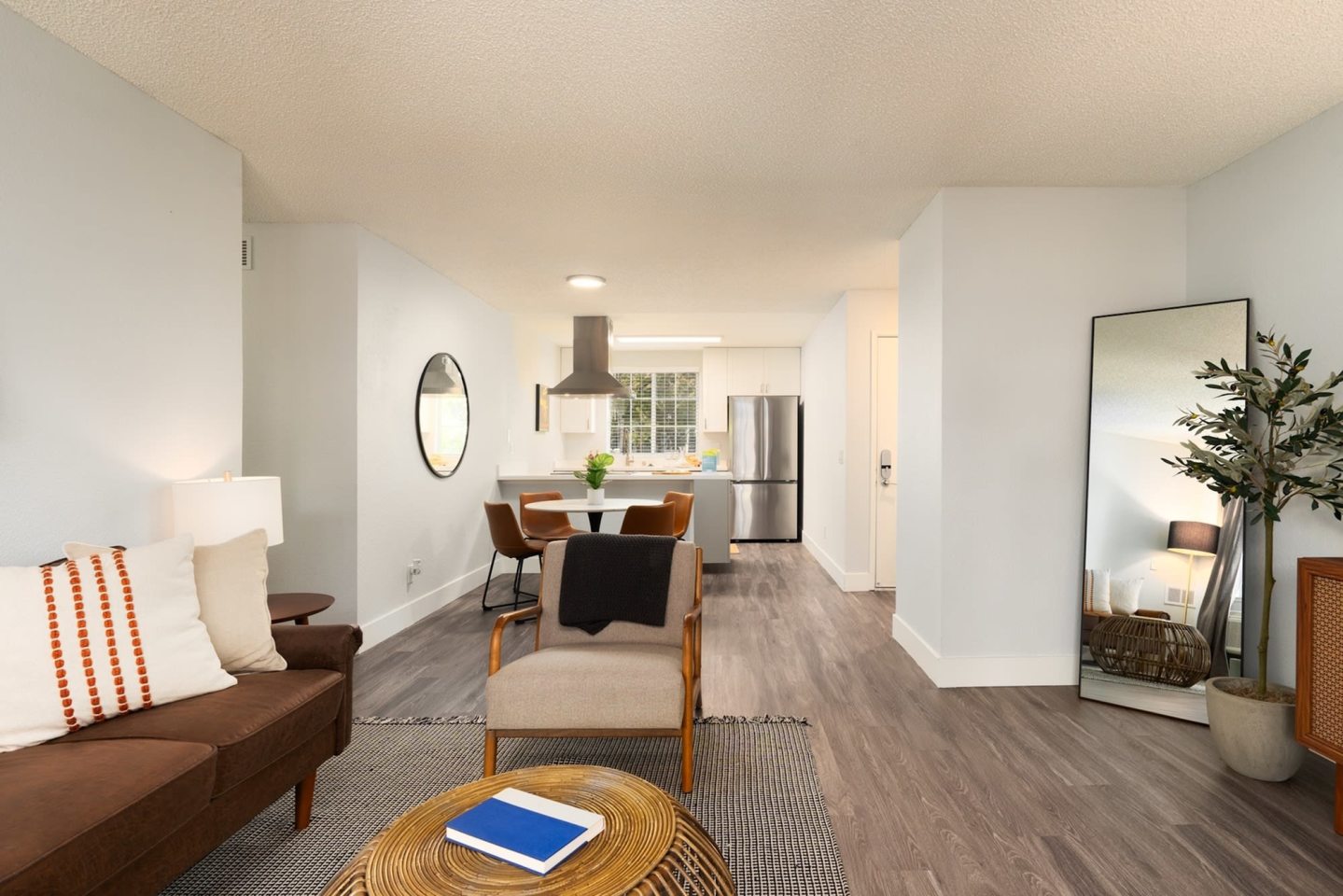 The Arbors Apartments Image 1