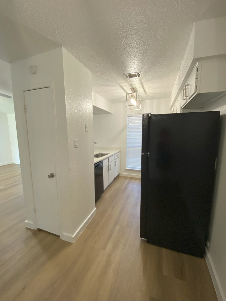 St. Edward's Apartments Image 4