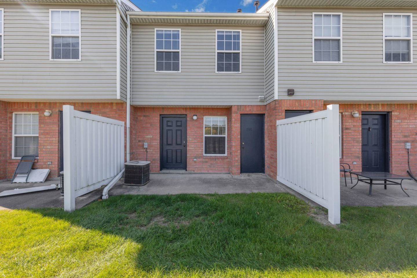 Timber Lake Townhomes Image 21