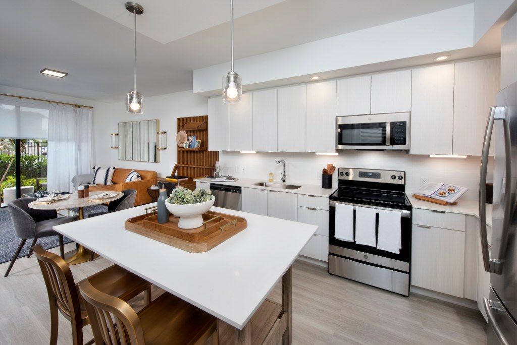 Riverland Apartments Image 12