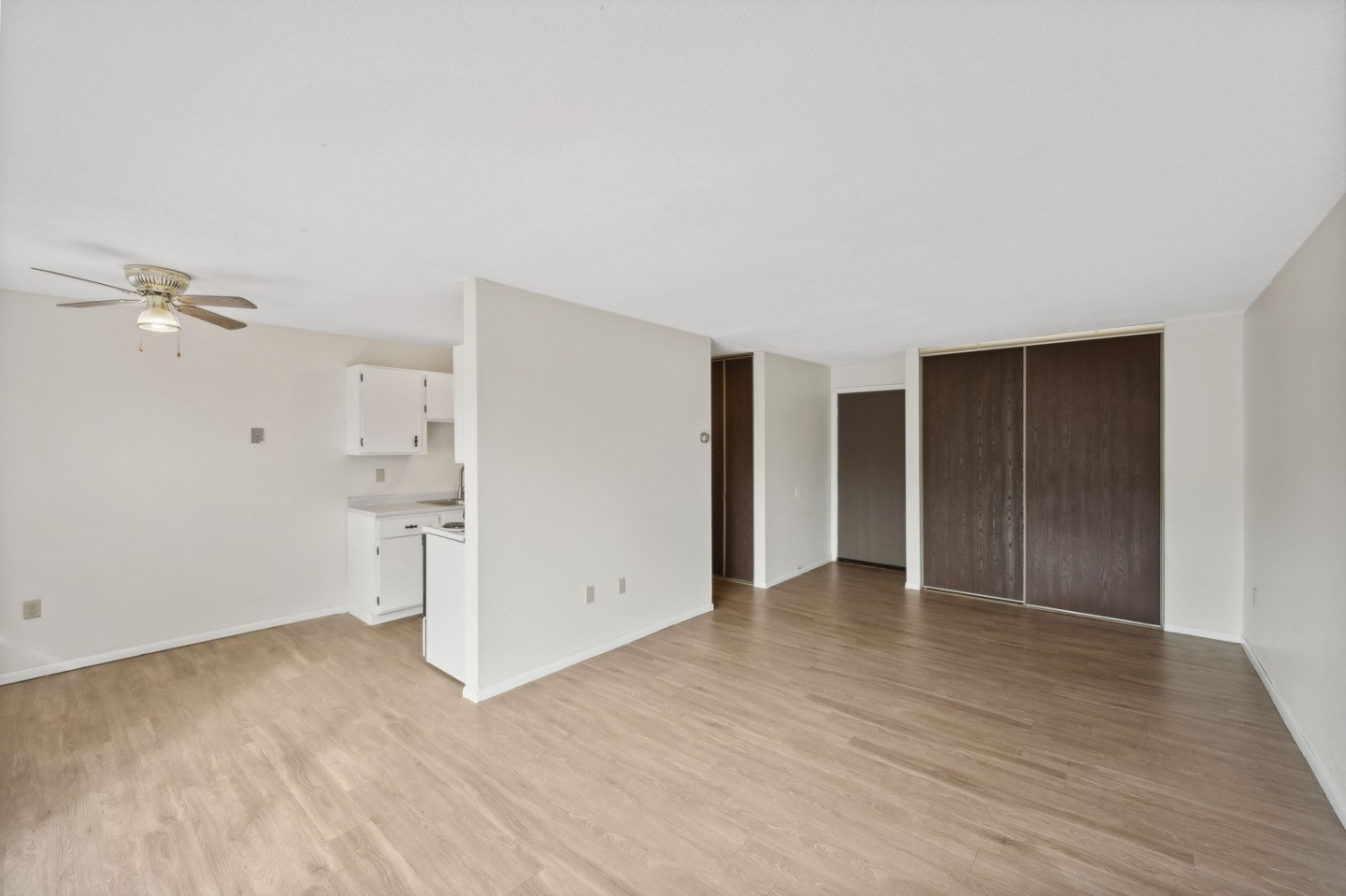 Van Dyke Apartments Image 9