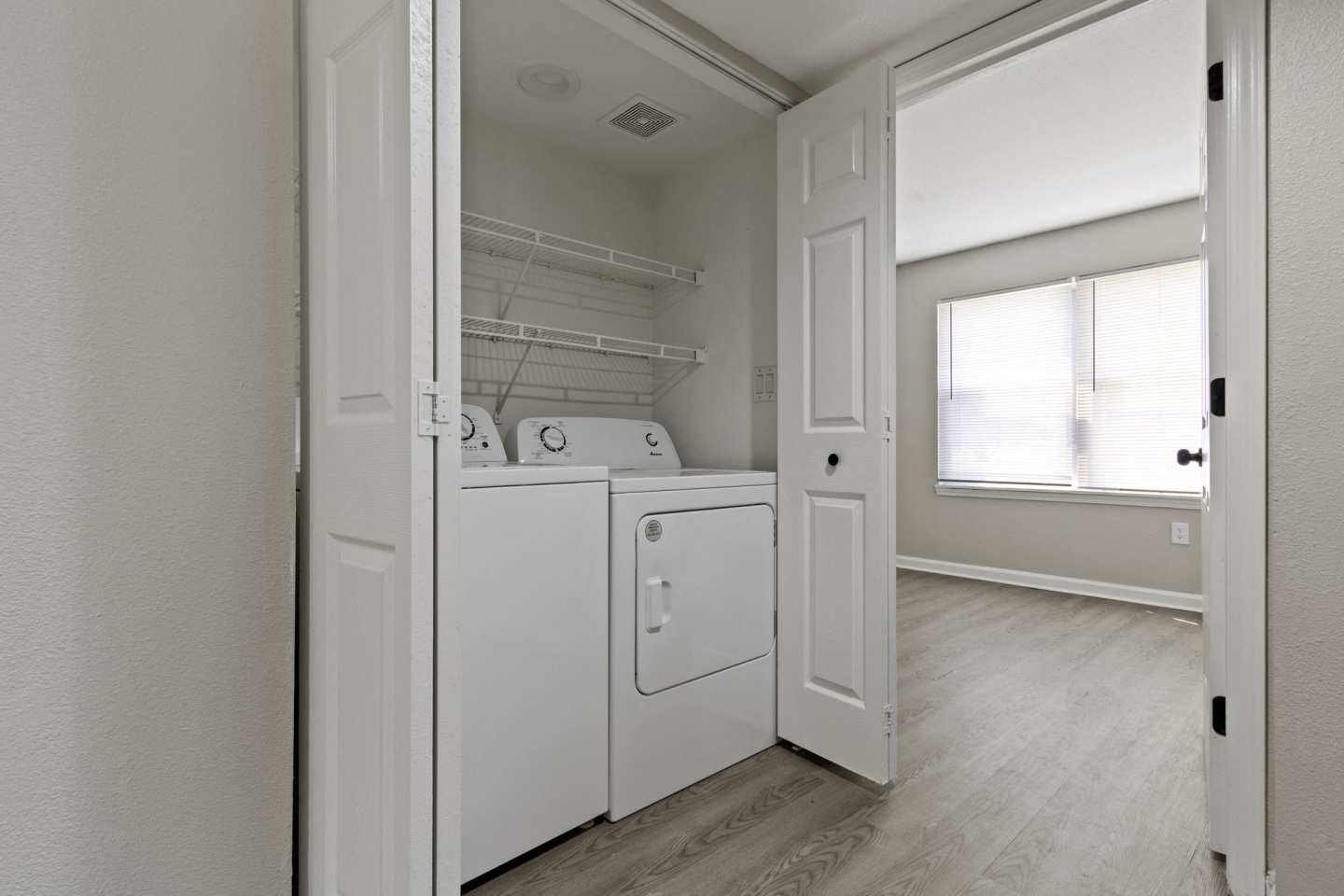 The Latitude Apartments Image 23