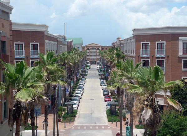 The Terraces at Perkins Rowe Image 13
