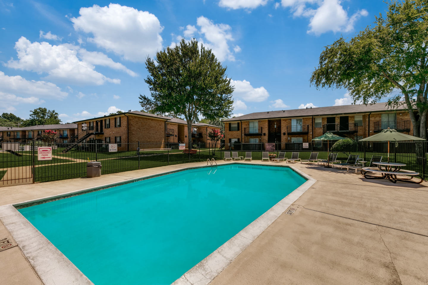 Saddle Brook Image 27