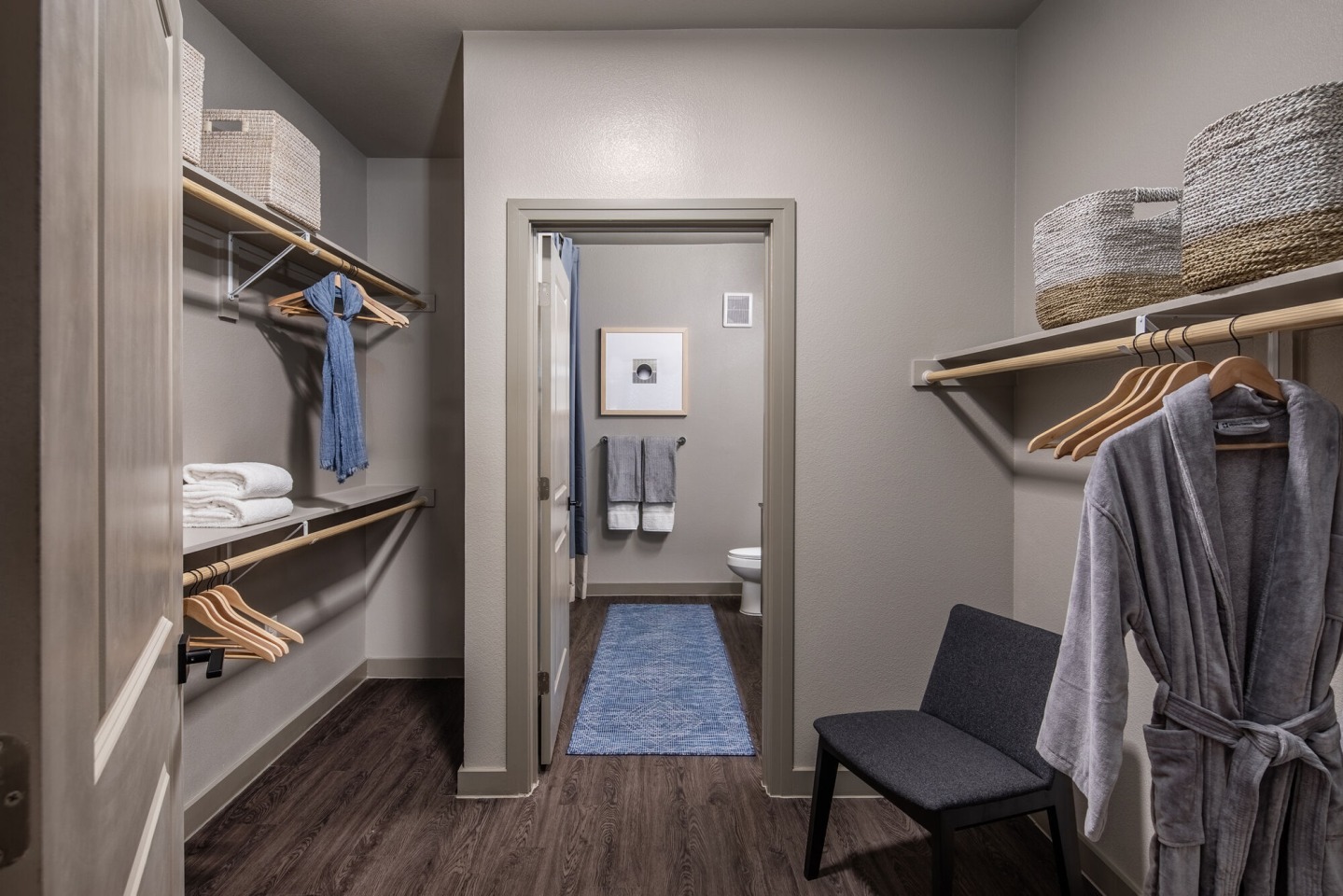 880 Lyn Image 61