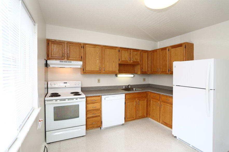 Willowcrest Apartments Image 6