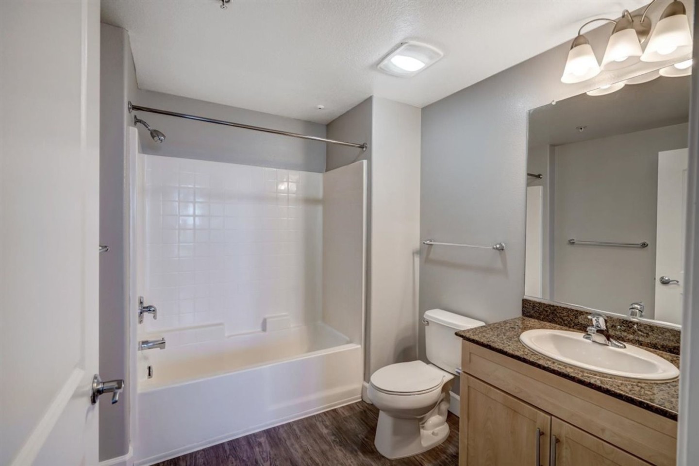 Stadium House Apartments Image 84