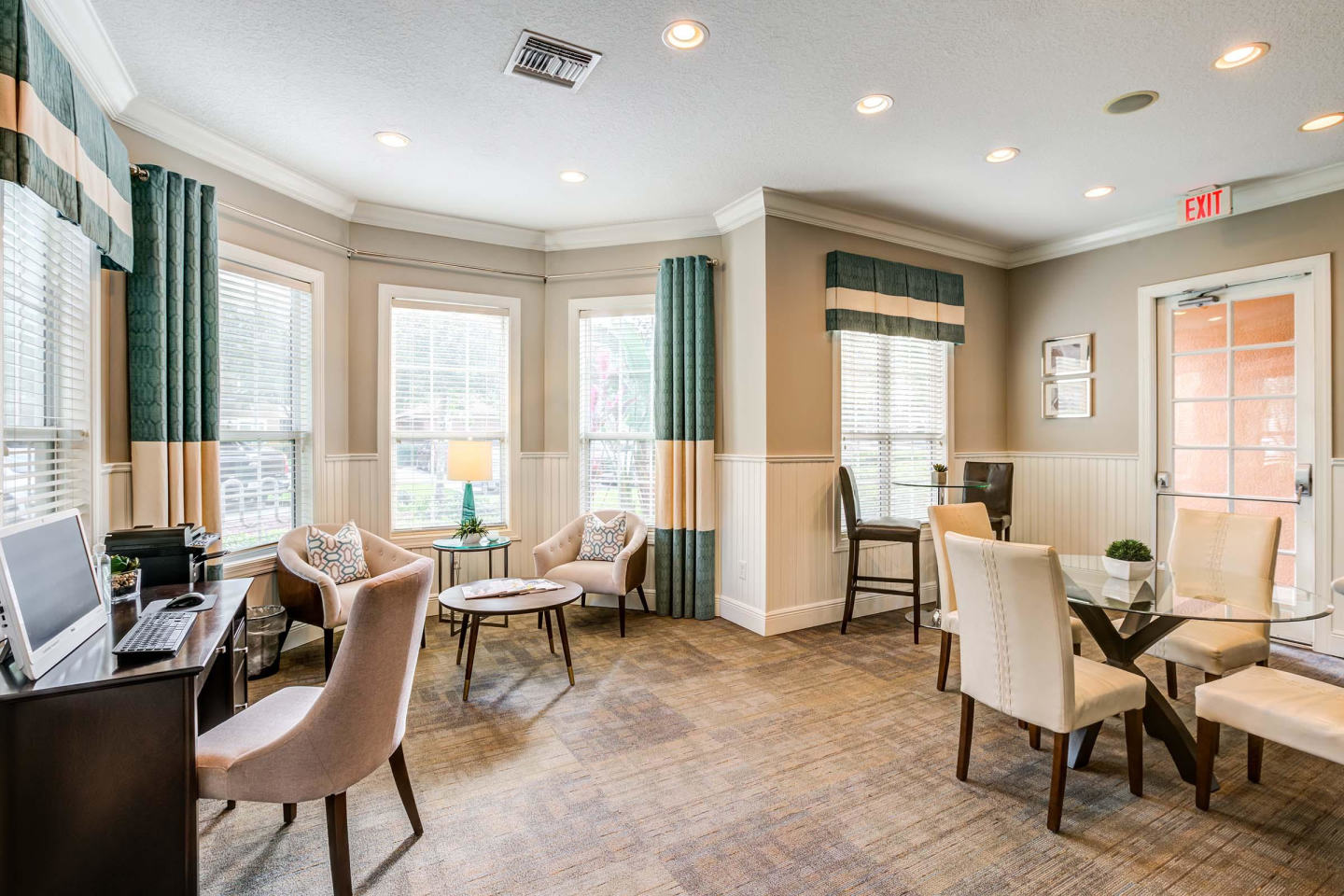 Florida Club at Deerwood Image 17