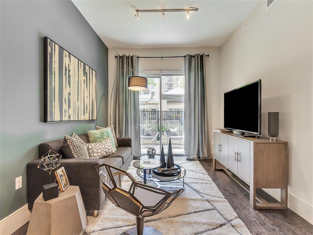 Preston Hollow Village Image 18