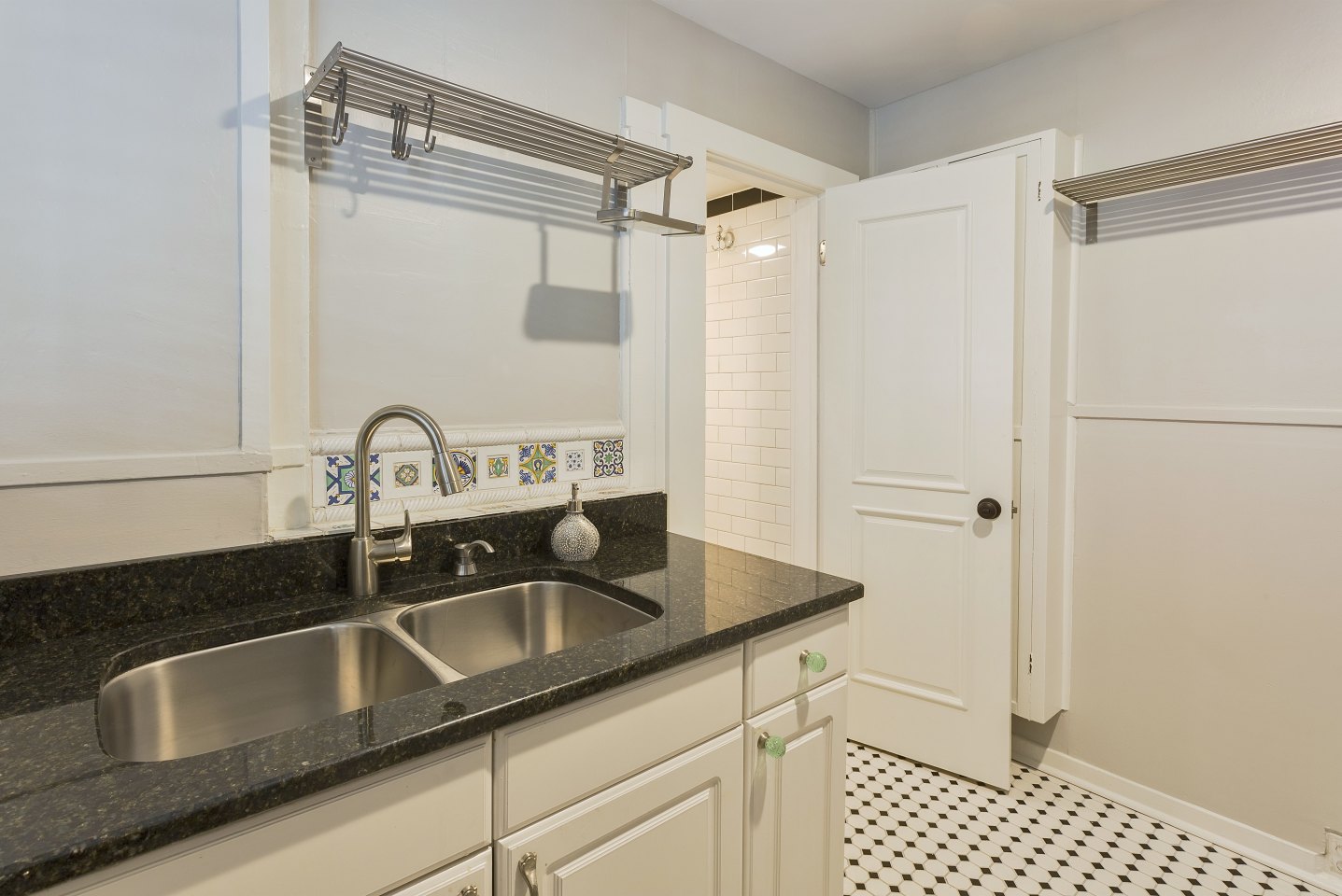 Beach Flats Image 8