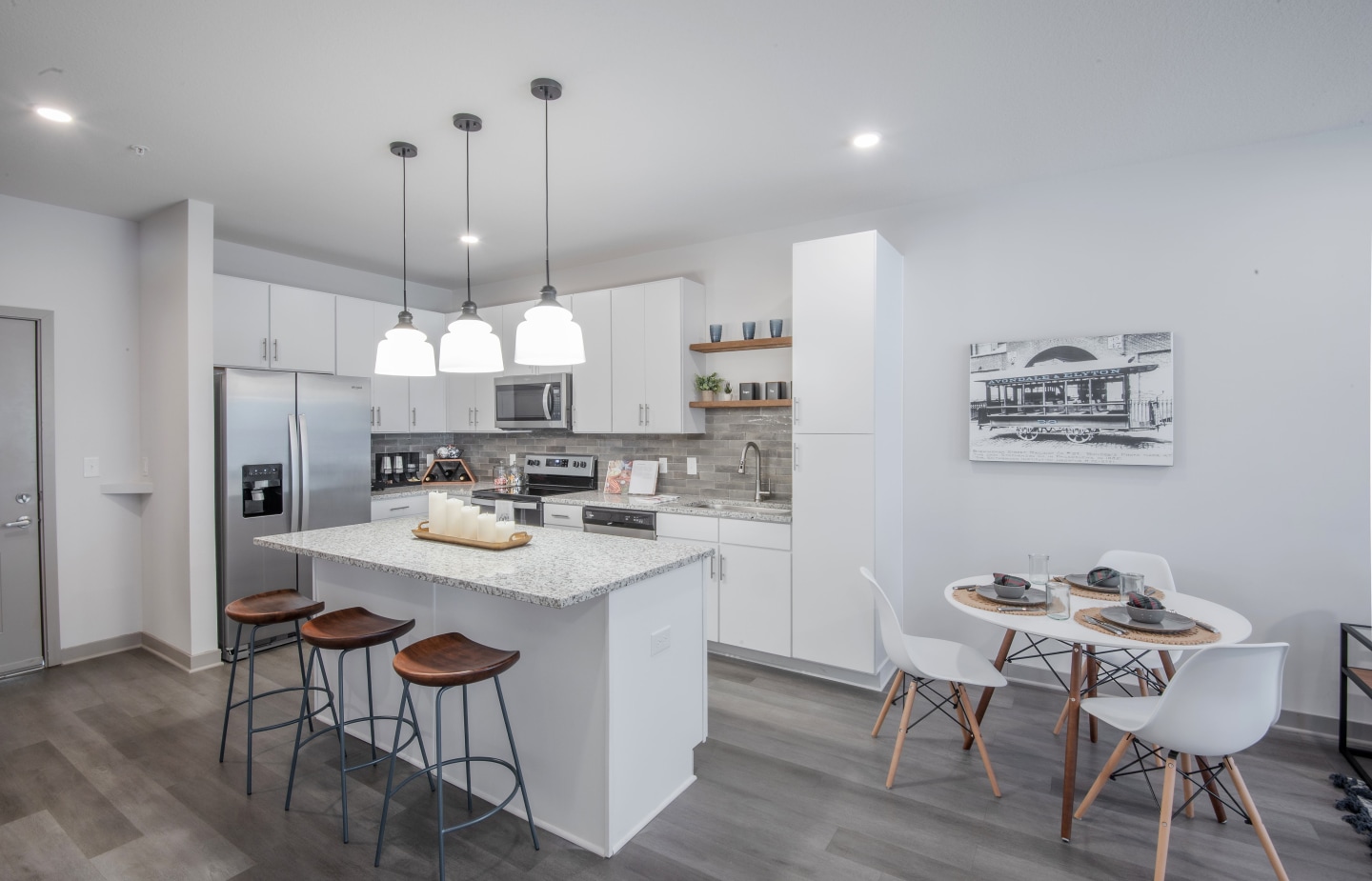 Axel Row Apartments Image 3