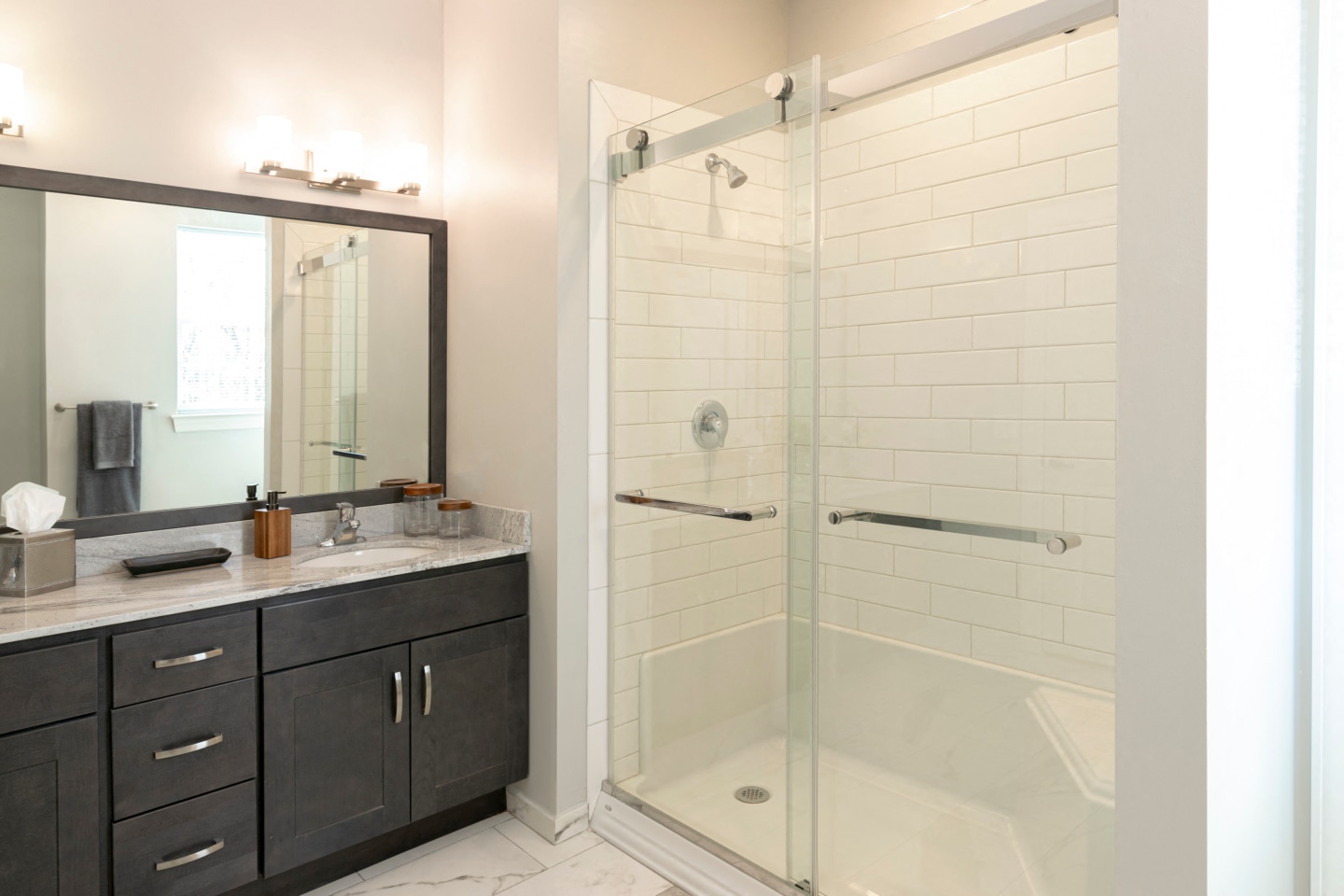 Siena Luxury Residences Image 17