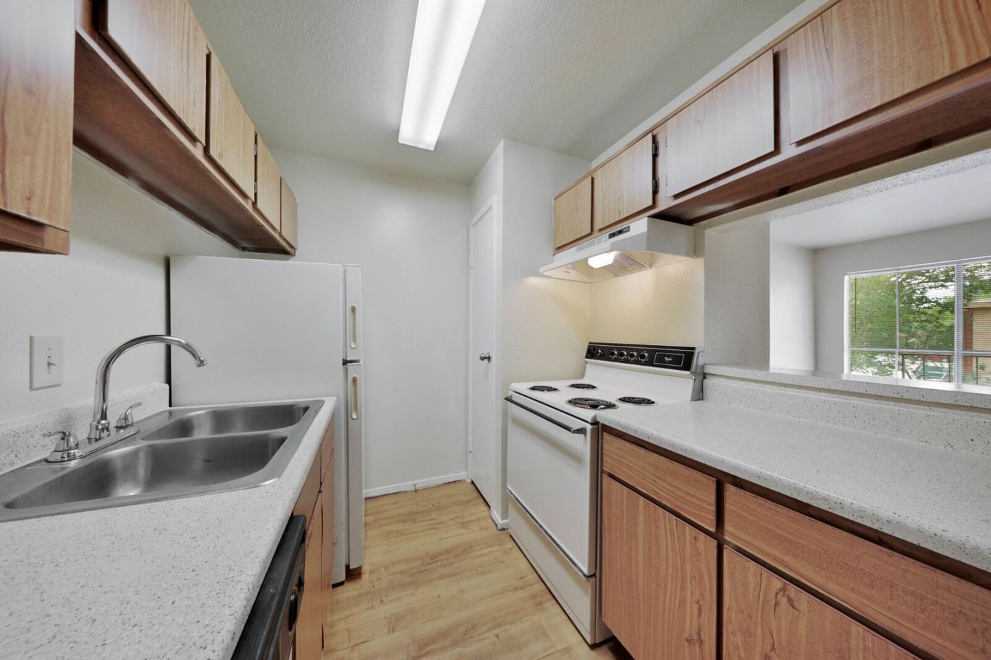 Inwood Grove Image 2