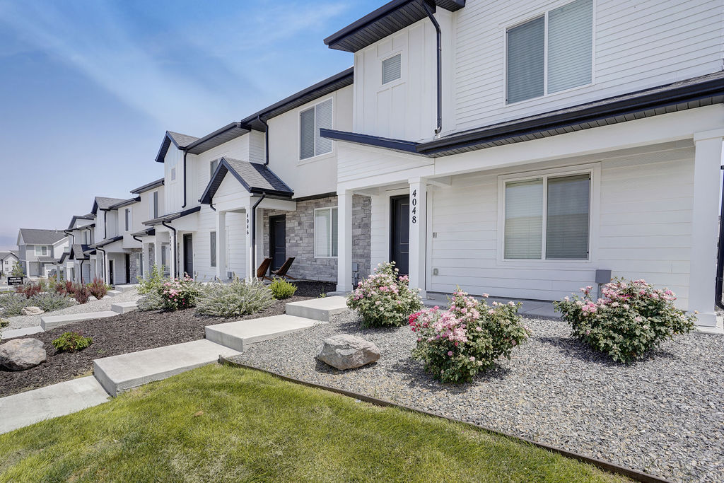 Little Valley Townhomes Image 1