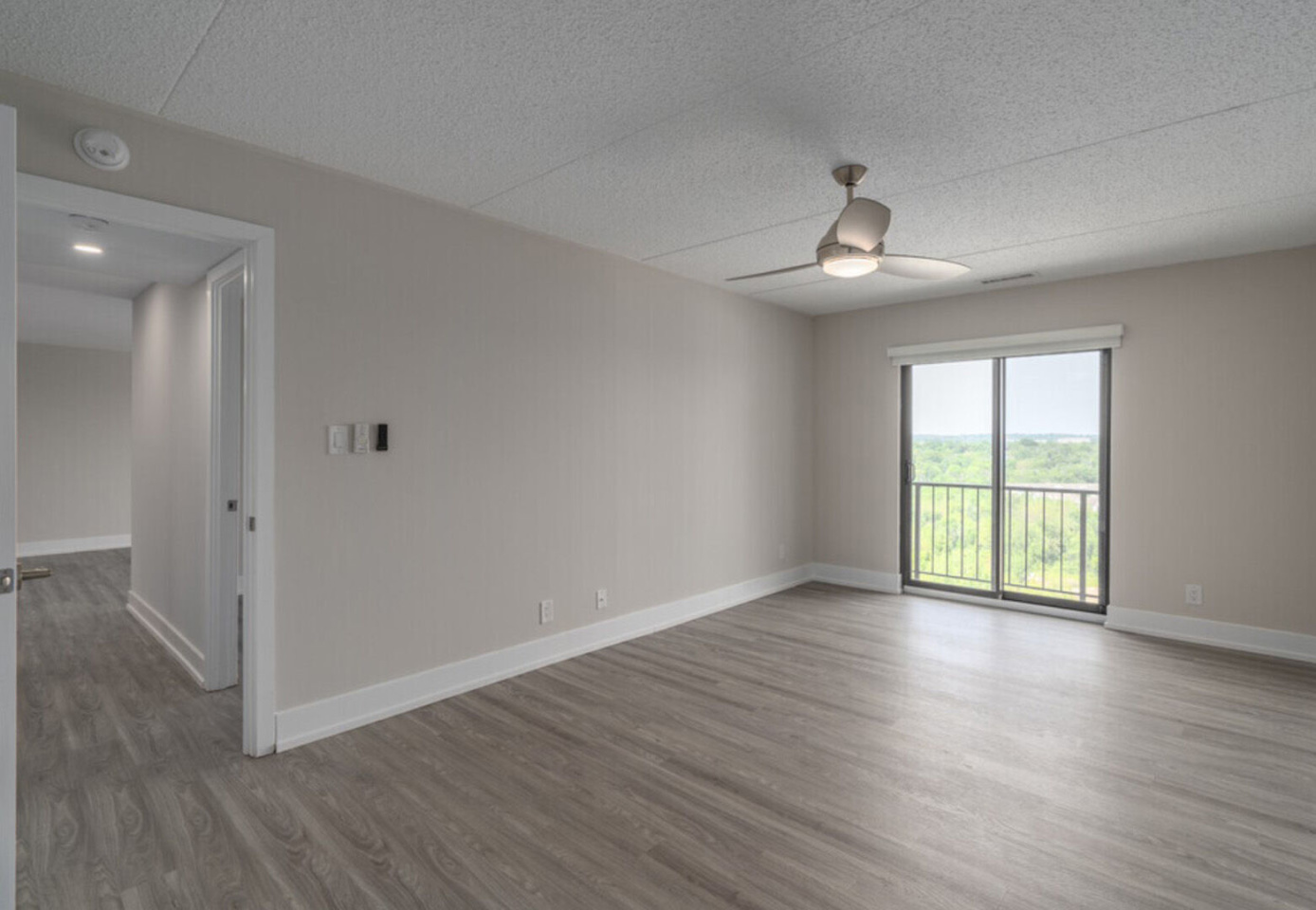 Valley Forge Towers Image 18