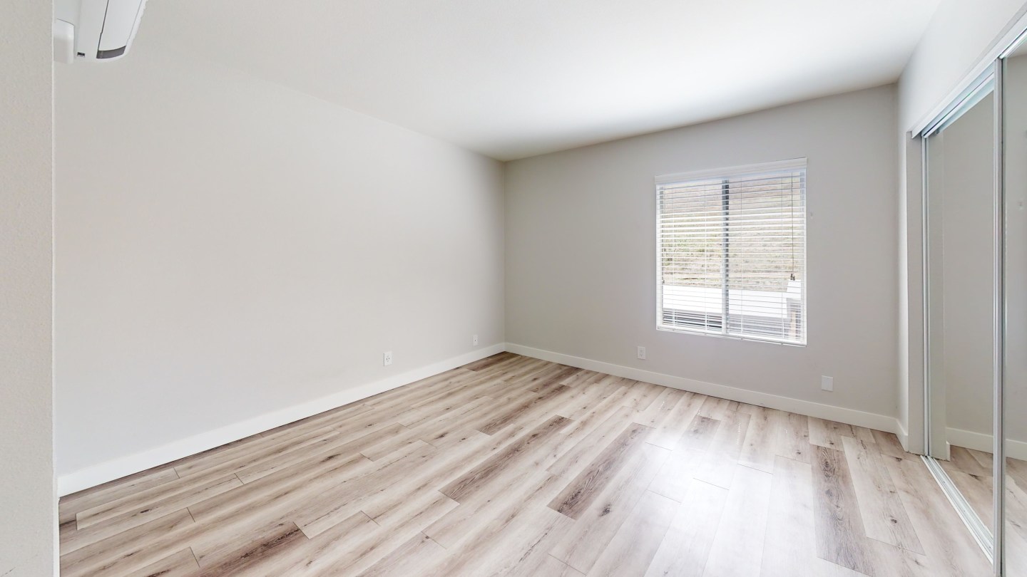 Charter Oaks Image 21